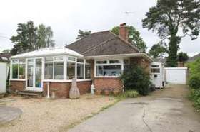2 bedroom Detached f...